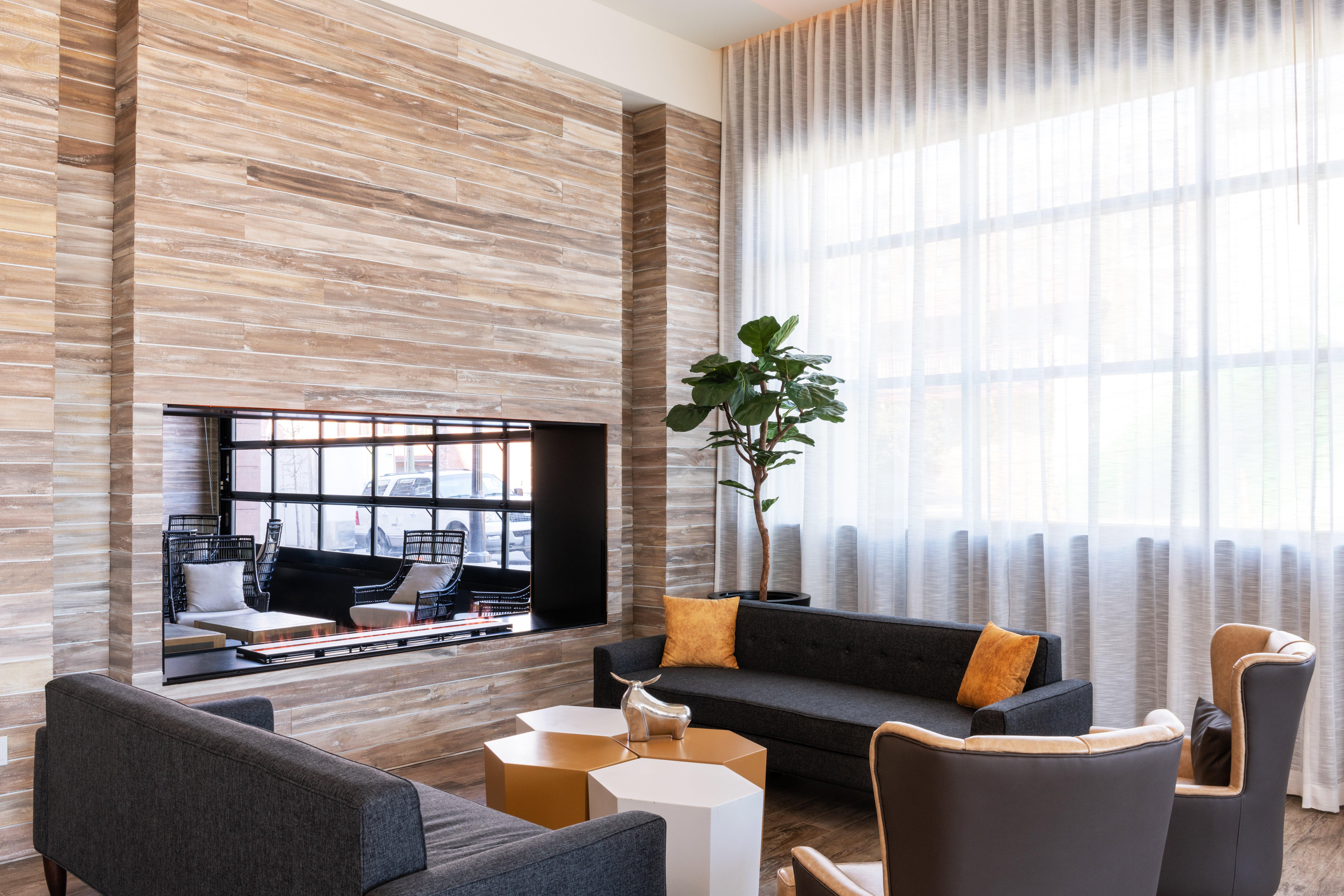 Holiday Inn & Suites Nashville Downtown Broadway Экстерьер фото